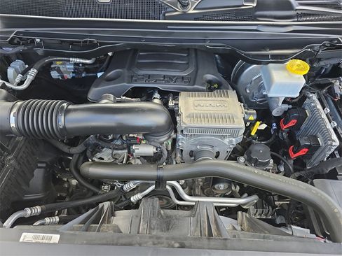 Used 2021 RAM 1500 Laramie w/ Sport Appearance Package image 32