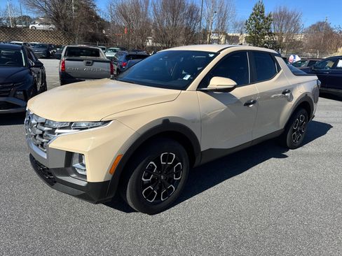 Used 2022 Hyundai Santa Cruz SEL image 3