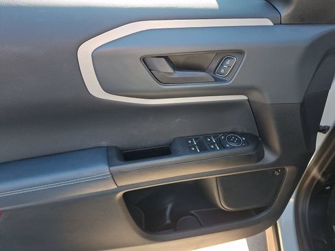 Used 2022 Ford Bronco Sport Outer Banks w/ Tech Package AWD/4WD image 12