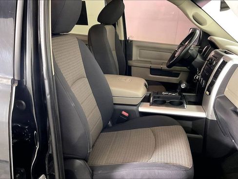 Used 2012 RAM 1500 Big Horn w/ Luxury Group RWD image 9
