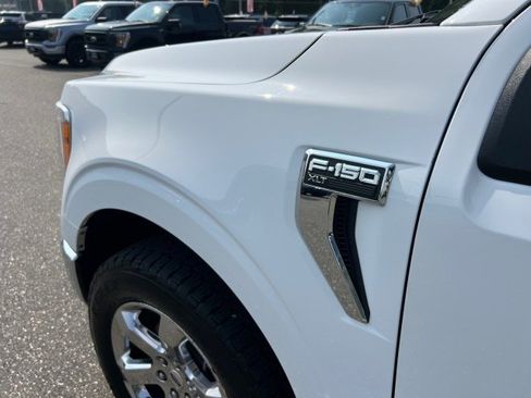 Certified 2022 Ford F150 XLT w/ Equipment Group 302A High image 26