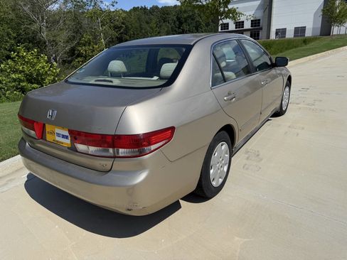Used 2004 Honda Accord LX image 5