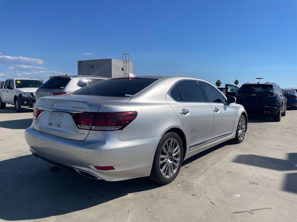 Used 2015 Lexus LS 460 L w/ Ultra Luxury Package AWD/4WD image 2