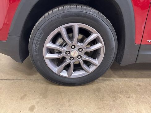 Used 2024 GMC Terrain SLT w/ Infotainment Package II AWD/4WD image 11