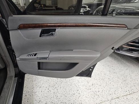Used 2007 Mercedes-Benz S 550 image 35