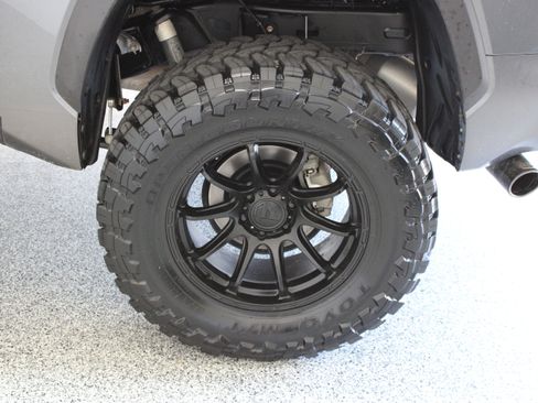 Used 2024 Toyota Tundra SR5 w/ SR5 Premium Package AWD/4WD image 10