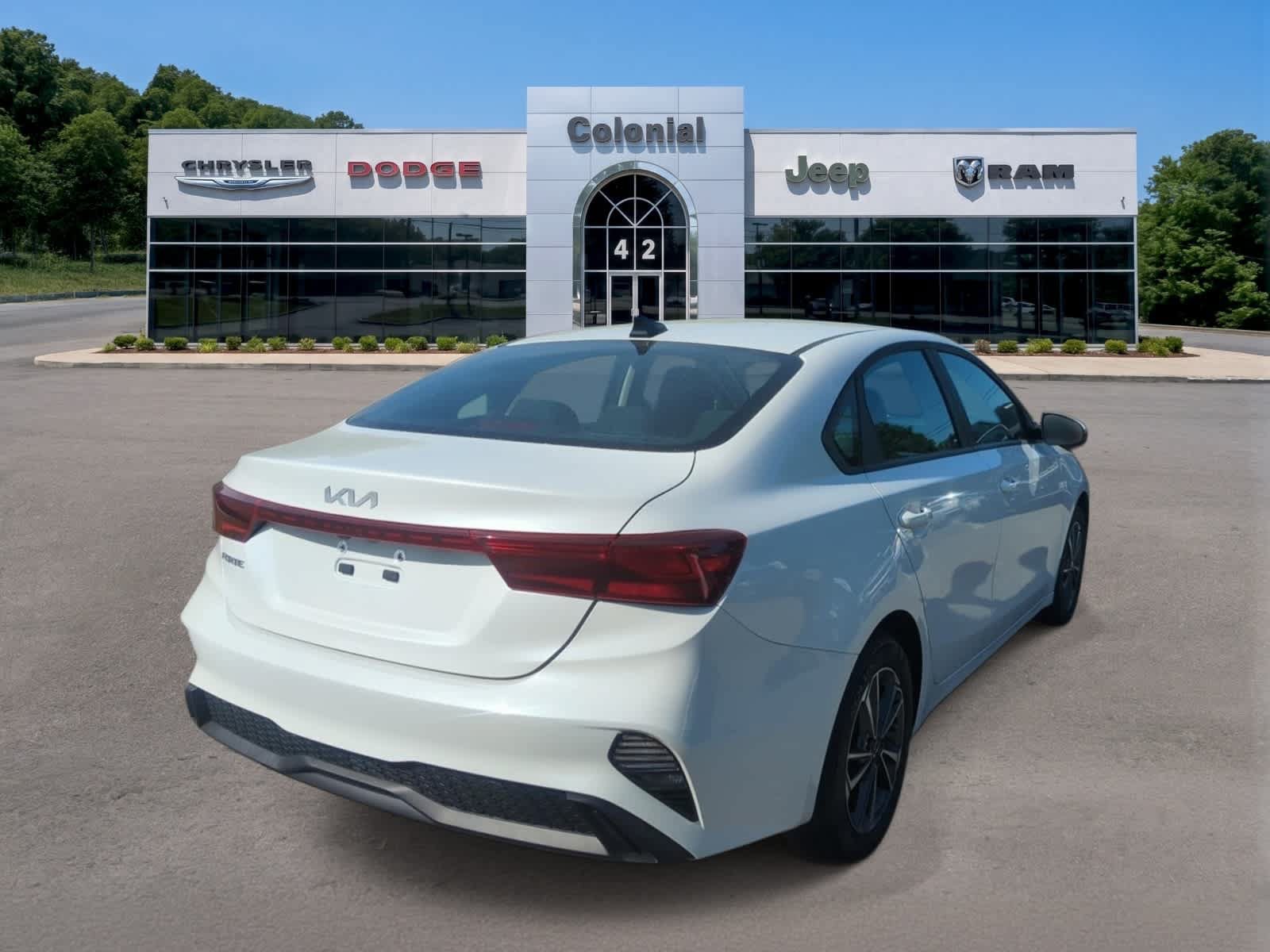 Used 2023 Kia Forte LXS w/ LXS Technology Package FWD image 6