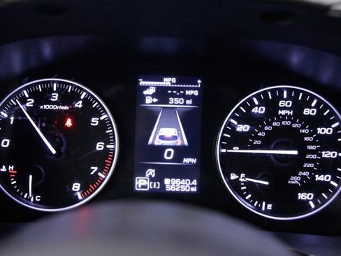 Used 2024 Subaru Crosstrek 2.0i Premium image 22