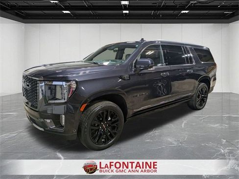 Used 2024 GMC Yukon XL Denali Ultimate image 1
