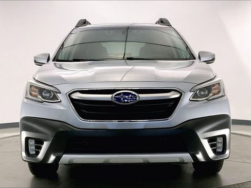 Used 2021 Subaru Outback Limited XT w/ Popular Package #2 AWD/4WD image 2