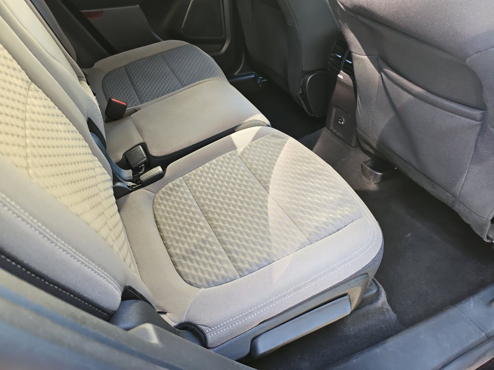 Used 2020 Ford Escape SE FWD image 20