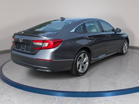 Used 2020 Honda Accord EX image 5