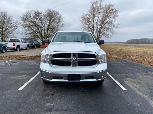 Used 2020 RAM 1500 Classic SLT image 2