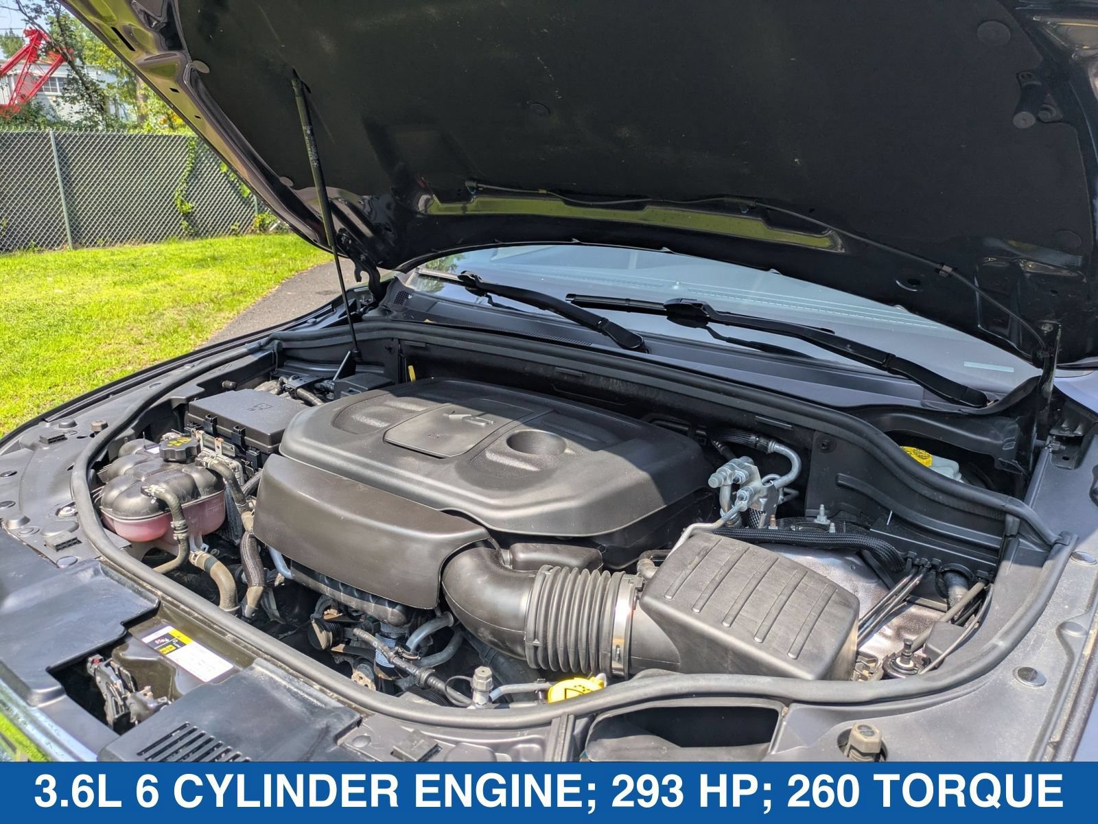 Used 2020 Dodge Durango SXT AWD/4WD image 38
