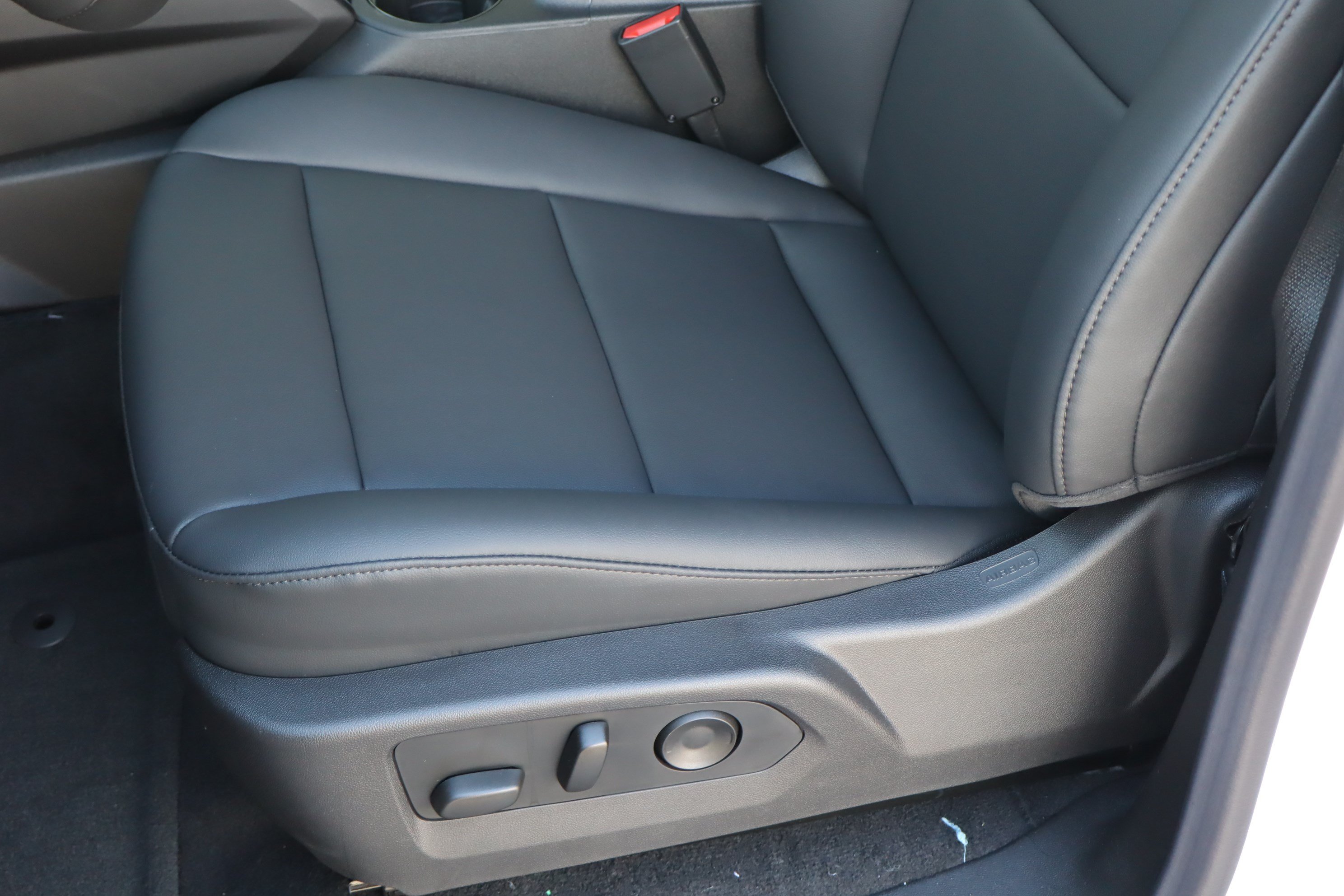 New 2026 Chevrolet Colorado Trail Boss AWD/4WD image 13