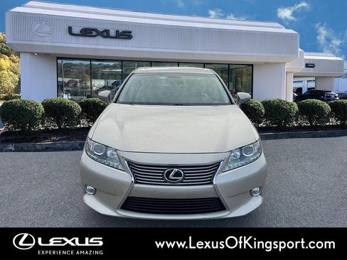 Used 2013 Lexus ES 350 w/ Luxury Pkg image 8