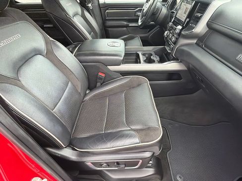Used 2024 RAM 1500 Laramie RWD image 13