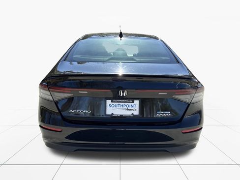 Used 2025 Honda Accord Sport image 7