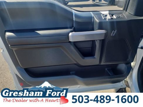 Used 2019 Ford F150 XLT w/ Equipment Group 302A Luxury AWD/4WD image 19