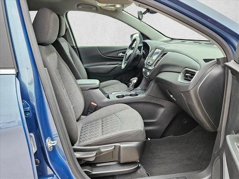 Used 2024 Chevrolet Equinox LT image 20