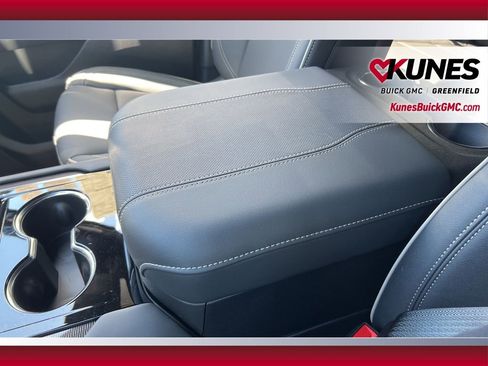 New 2026 GMC Yukon Elevation AWD/4WD image 29