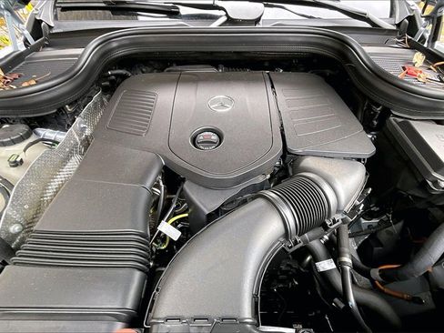 Certified 2025 Mercedes-Benz GLE 350 4MATIC image 9