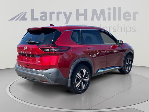 Used 2023 Nissan Rogue SL w/ SL Premium Package FWD image 5