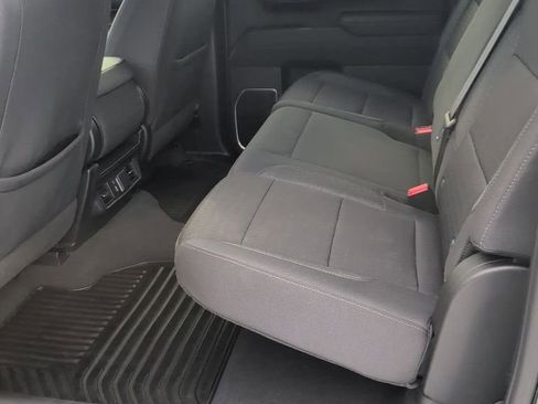 Used 2024 Chevrolet Silverado 1500 LT w/ Z71 Off-Road Package image 11