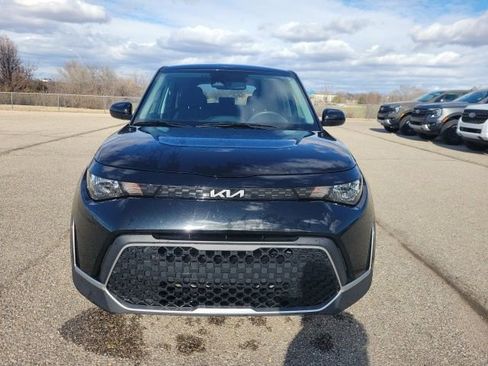 Used 2024 Kia Soul LX w/ Option Group 015 FWD image 17