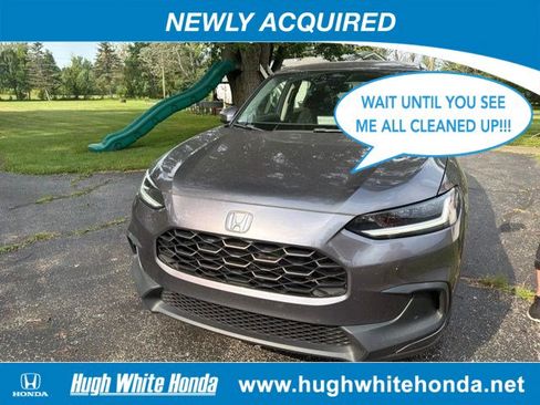 Used 2023 Honda HR-V LX image 1