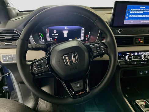 Used 2026 Honda Passport TrailSport Elite image 11