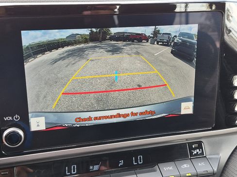 Used 2025 Toyota Camry SE FWD image 16