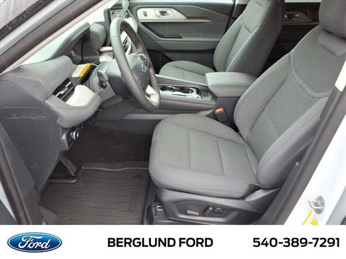 New 2026 Ford Explorer Active image 6