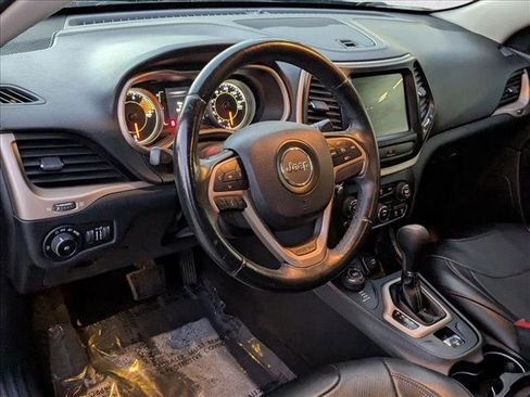 Used 2017 Jeep Cherokee Latitude w/ Trailer Tow Group image 10