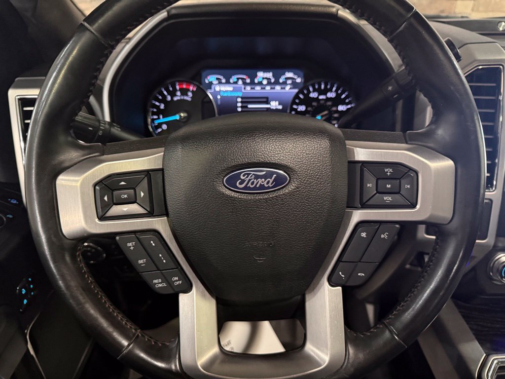 Used 2019 Ford F250 Platinum w/ Platinum Ultimate Package AWD/4WD image 17