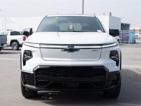 New 2024 Chevrolet Silverado EV RST image 28