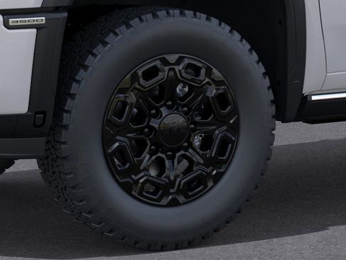 New 2025 GMC Sierra 3500 Denali Ultimate image 9