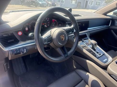 Used 2023 Porsche Panamera Platinum Edition RWD image 10