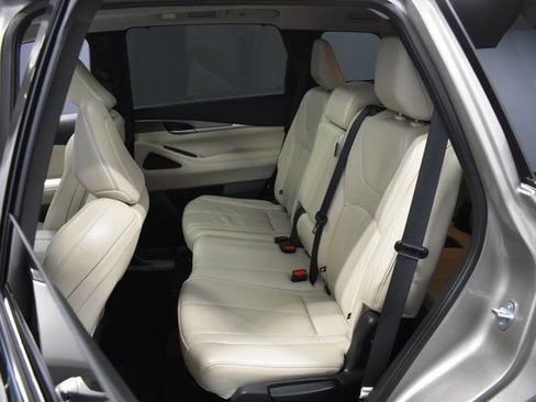 Used 2023 INFINITI QX60 Luxe image 33