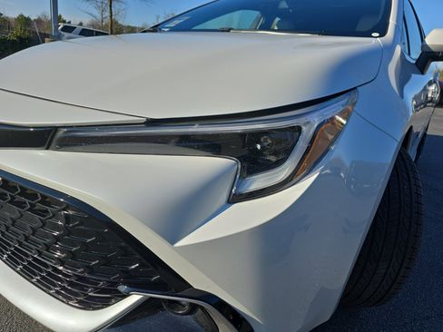 Certified 2025 Toyota Corolla XSE image 33