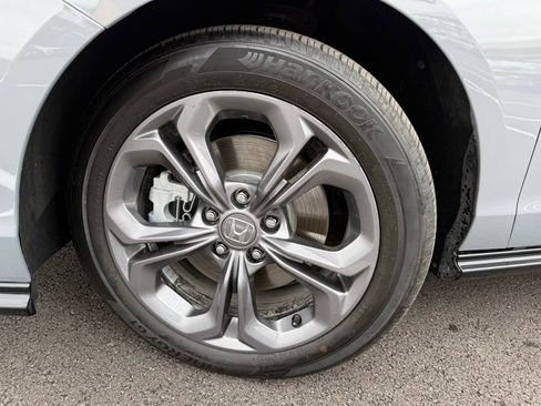 Used 2024 Honda Accord EX-L image 9