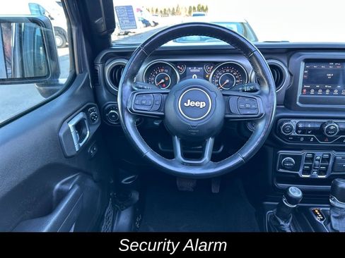 Used 2022 Jeep Wrangler Unlimited Sport image 16