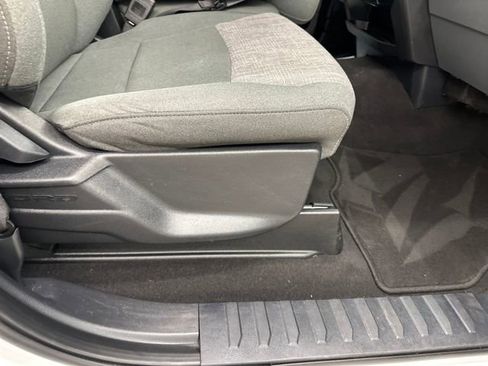 Used 2024 Ford F250 XLT image 12