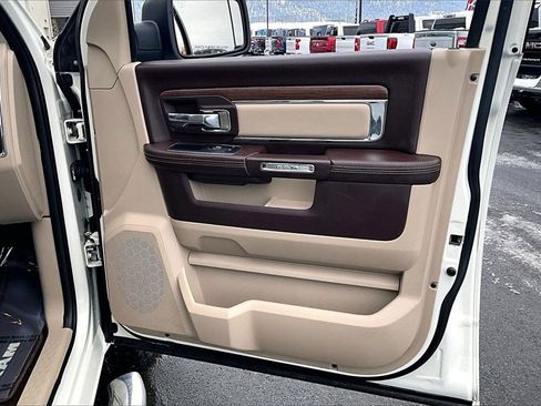 Used 2017 RAM 1500 Laramie w/ Convenience Group image 25