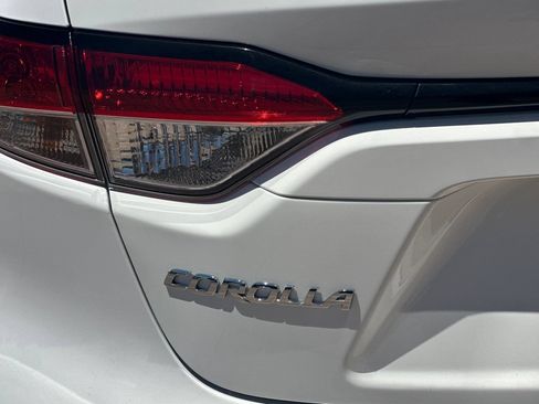 Certified 2024 Toyota Corolla LE FWD image 32