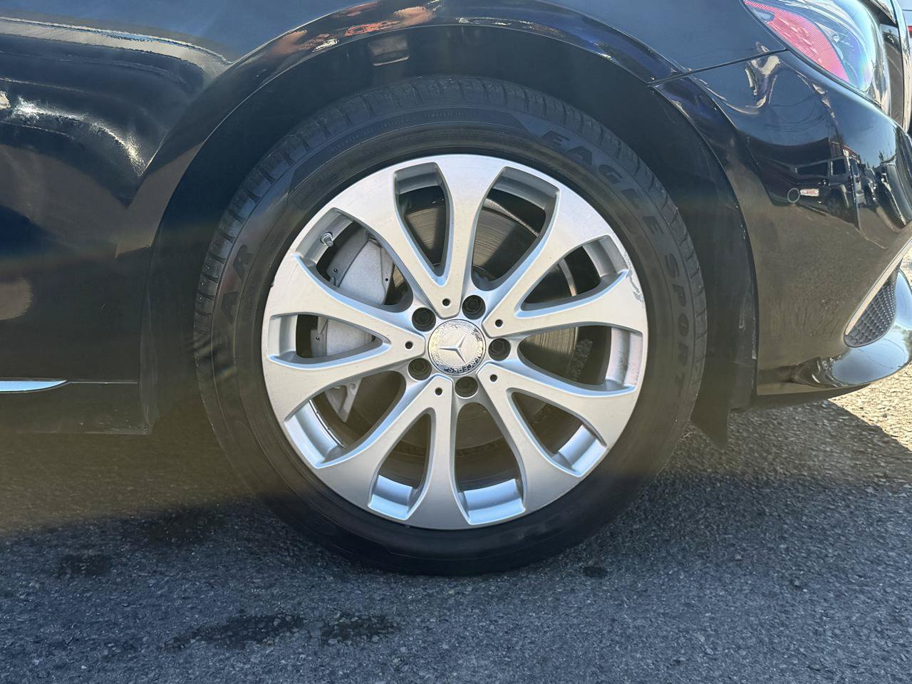 Used 2017 Mercedes-Benz E 300 4MATIC w/ Premium 1 Package image 39