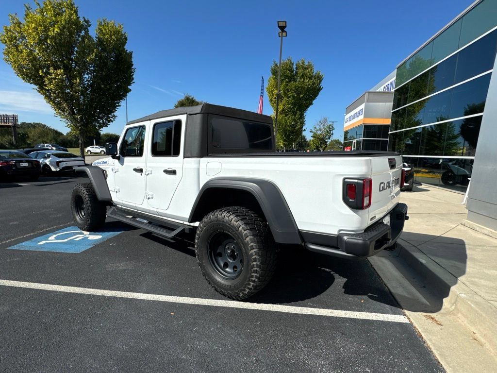 Used 2021 Jeep Gladiator Rubicon w/ Trailer Tow Package AWD/4WD image 10