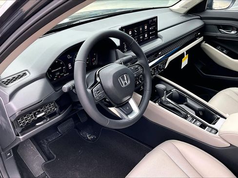New 2026 Honda Accord Touring image 8