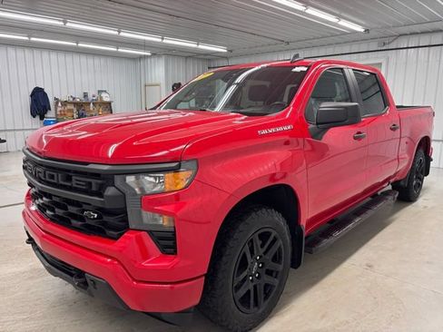Used 2022 Chevrolet Silverado 1500 Custom AWD/4WD image 3