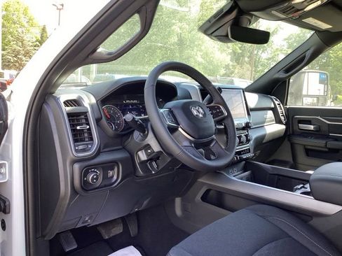 New 2026 RAM 2500 Big Horn AWD/4WD image 26